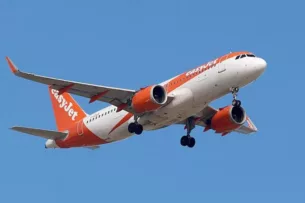 Полеты самолетов приостановлены после того, как Airbus обнаружил, что солнечная радиация может повлиять на системы