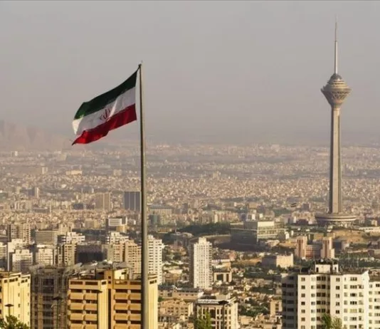 Иран не будет переносить столицу