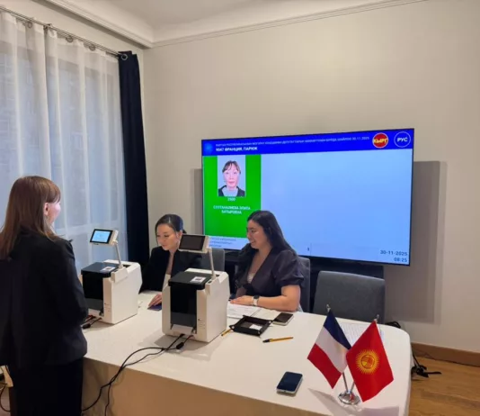 МИД Кыргызстана: Завершила работу первая избирательная точка голосования за рубежом