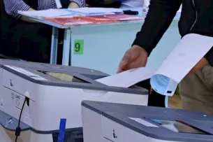 Выборы в ЖК: Предварительные результаты голосования по округам, кто побеждает?