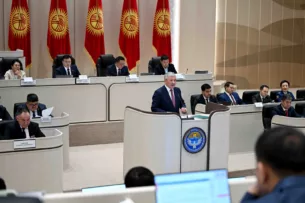 Адылбек Касымалиев: Государство продолжает реализацию крупных стратегических инфраструктурных проектов