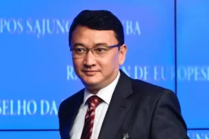 Скандал вокруг Jusan Bank: экс-помощник Назарбаева судится с английским лордом Скандал вокруг Jusan Bank: экс-помощник Назарбаева судится с английским лордом