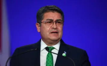 Гондурас выдал ордер на арест экс-президента Эрнандеса, недавно помилованного Трампом