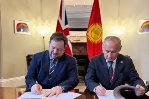 Кыргызстан и Великобритания подписали Меморандум о взаимопонимании по критически важным минералам Кыргызстан и Великобритания подписали Меморандум о взаимопонимании по критически важным минералам