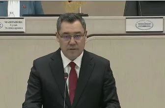 Садыр Жапаров выступил на первом заседании депутатов Жогорку Кенеша VIII созыва. О чем говорил президент?