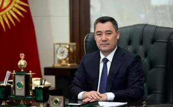 Садыр Жапаров поздравил кыргызстанцев с Днем прав человека