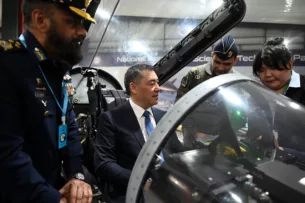 Садыр Жапаров посетил Национальный парк аэрокосмической науки и технологий в Исламабаде