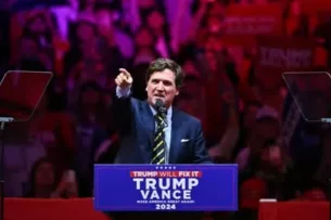 Такера Карлсона объявили «антисемитом года»