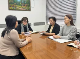 Женщина попросила Омбудсмена Кыргызстана помочь наказать гражданского мужа за многоженство