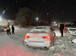 Начальник ГУОБДД провёл внезапную проверку на посту «Сосновка». Раскритиковал подчиненных, которые вместо выезда на дорогу находились в кабинетах