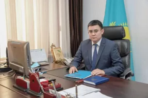 Чиновник в Казахстане под градом критики из-за слов о людях с ограничениями здоровья Чиновник в Казахстане под градом критики из-за слов о людях с ограничениями здоровья