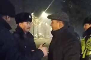 Уволены сотрудники милиции, которые стали «героями» в соцсетях. МВД Кыргызстана провело служебное расследование