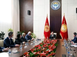 Садыр Жапаров встретился с главами Объединенного мира борьбы и  Объединенного мира борьбы Азии