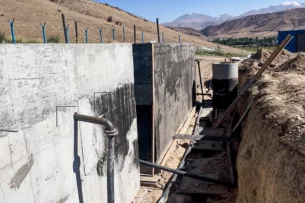 В Таласской области оштрафовали компанию за нарушения при строительстве системы питьевого водоснабжения