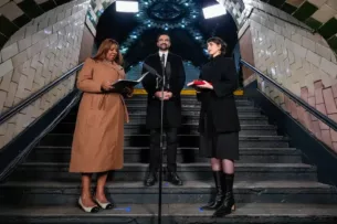 Зохран Мамдани вступил в должность мэра Нью-Йорка, дав присягу на Коране