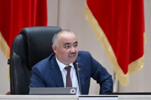 Нурланбек Тургунбек уулу: «Государственный гимн должен быть гимном, который сможет спеть каждый» Нурланбек Тургунбек уулу: «Государственный гимн должен быть гимном, который сможет спеть каждый»