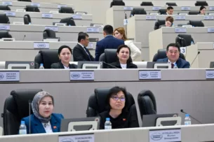 Жогорку Кенеш принял законопроект о ратификации Кредитного соглашения с Саудовским фондом развития по «Строительство государственных школ» фаза-2» Жогорку Кенеш принял законопроект о ратификации Кредитного соглашения с Саудовским фондом развития по «Строительство государственных школ» фаза-2»