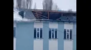 обрушение кровли новой школы