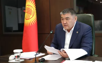 Камчыбек Ташиев освобожден от занимаемой должности зампредседателя кабмина — председателя ГКНБ