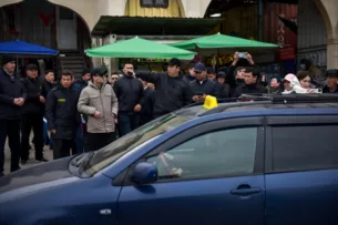 Мэр Бишкека проинспектировал рынки на территории Свердловского района