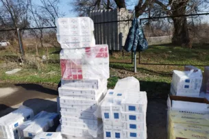 Налоговики пресекли перевозку контрафактных сигарет в Иссык-Атинском районе