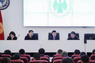 В ГНС обсудили барьеры при использовании безналичных платежей предпринимателями