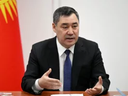 Сносили даже те дома, которые не выходили за «красную линию» — Садыр Жапаров рассказал о демонтаже в Оше