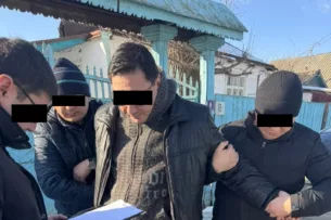 ГКНБ: В Таласе за вымогательство взятки задержан заместитель прокурора ГКНБ: В Таласе за вымогательство взятки задержан заместитель прокурора