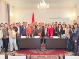 «Мы готовы создать достойные условия»: Глава Минздрава призвал врачей, работающих в России вернуться в Кыргызстан