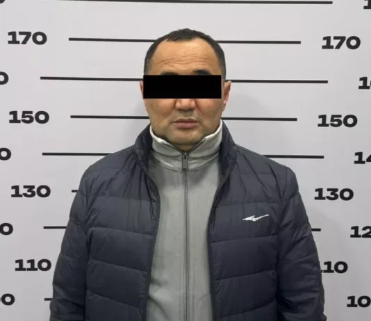 Гражданин Азербайджана представлялся сотрудником ГКНБ Кыргызстана. Он задержан за мошенничество