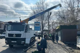 В Бишкеке демонтируют павильоны на пересечении улиц Патриса Лумумбы и Волкова