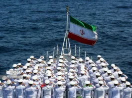 Иран признал удар по военному кораблю у берегов Шри-Ланки. Что ещё происходит?