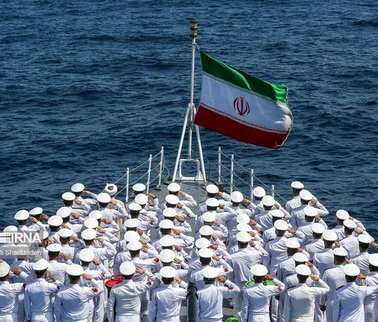 Иран признал удар по военному кораблю у берегов Шри-Ланки. Что ещё происходит?