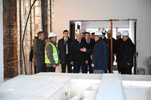 Последуют жесткие выводы: Глава кабмина недоволен задержкой строительства Бишкекской городской детской клинической больницы