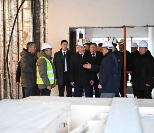 Последуют жесткие выводы: Глава кабмина недоволен задержкой строительства Бишкекской городской детской клинической больницы