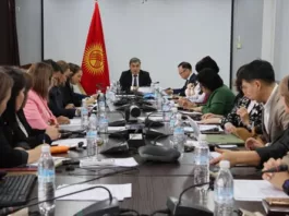 В Минтруда КР озвучили ключевые меры по внедрению «Бала ырысы»