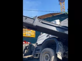 Минстрой Кыргызстана сообщил подробности падения бетононасоса на стройке в Бишкеке