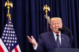 Война в Иране: Трамп заявляет, что конфликт скоро закончится; атаки в Персидском заливе продолжаются