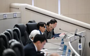 Жогорку Кенеш принял постановление о предоставлении государственной образовательной льготы детям матерей-героинь