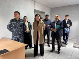 Омбудсмен Кыргызстана проверила спецприемник ГУВД Бишкека и выявила нарушения