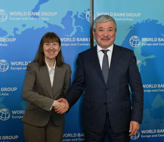 Адылбек Касымалиев обсудил с вице-президентом Всемирного банка экономическую ситуацию в Кыргызстане