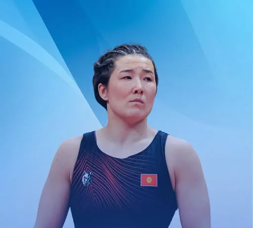 Айпери Медет кызы завоевала серебряную медаль на чемпионате Азии по женской борьбе