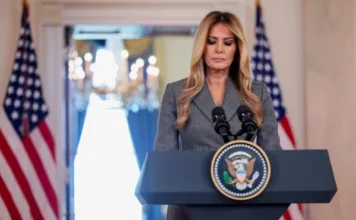 Мелания Трамп отрицает связи с Джеффри Эпштейном и потребовала прекратить распространять слухи о ее связях с ним