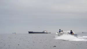 Ормузский пролив