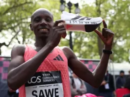 Марафон с результатом меньше двух часов. Исторический рекорд поставил кениец Себастьян Саве