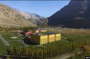 От сотрудничества к вытеснению из страны? Что происходит с учреждениями Сети Ага Хана в Таджикистане