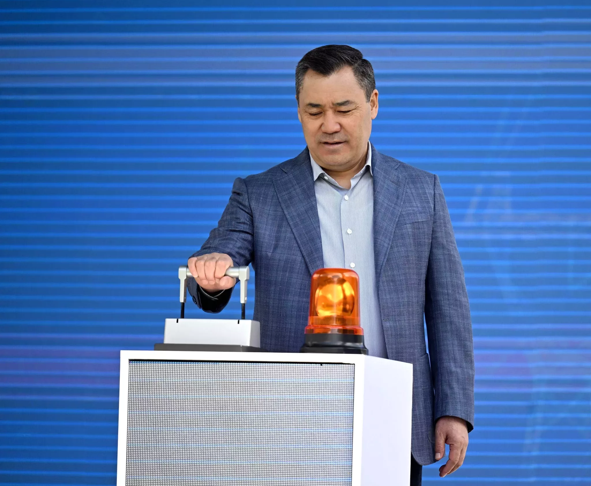 Садыр Жапаров: «Малые ГЭС являются одним из стратегически важных направлений энергетической политики Кыргызстана»