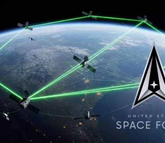 Илон Маск строит «военный интернет»: SpaceX получила $2,3 млрд на секретную сеть в космосе