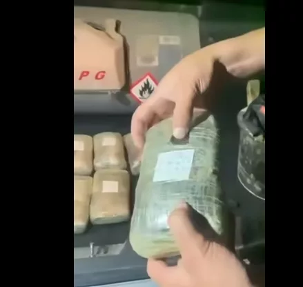 Через Баткенскую область из Таджикистана в Узбекис