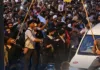 Протесты «тараканов» стремительно набирают поддержку индийцев всех возрастов